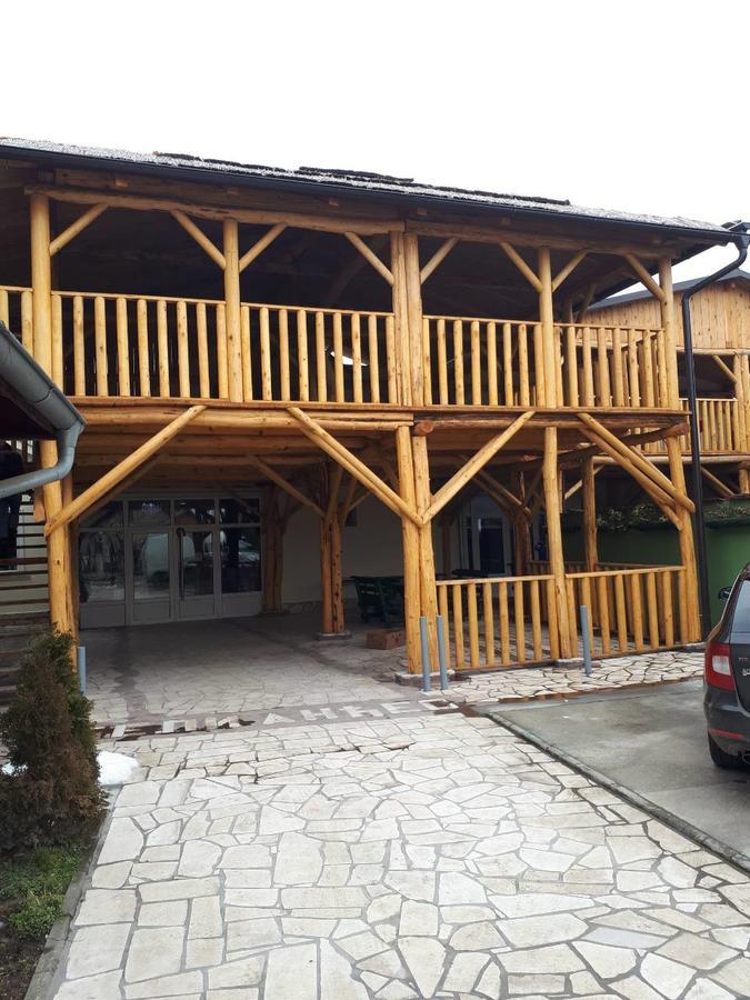 B&B Beli Andjeo Sremska Mitrovica Exterior foto